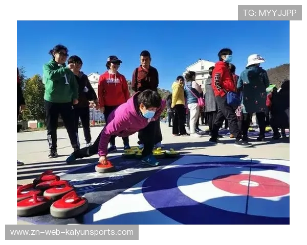 冰壶体验馆在商圈开业，老少皆宜的休闲新玩法